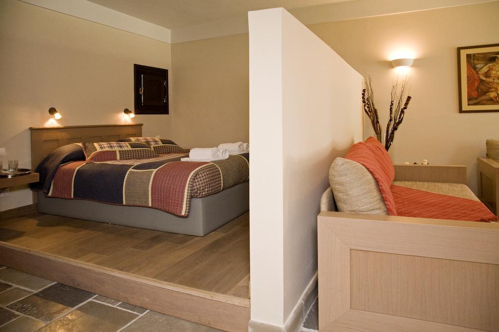 Guesthouse Vasiliki Steni Dhirfios Værelse billede